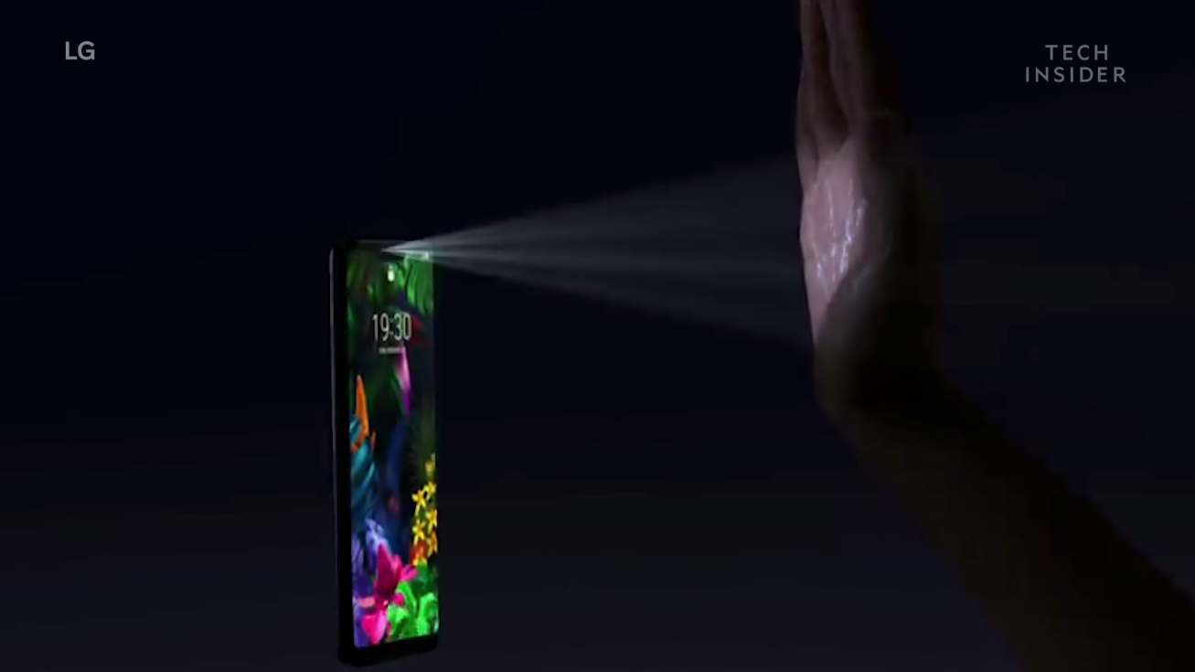 Wearable-and-foldable-smartphones-1