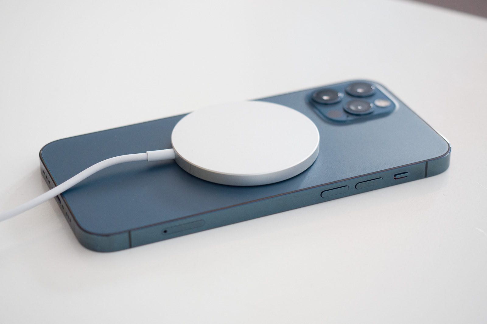 iphone-magsafe-13-battery-life