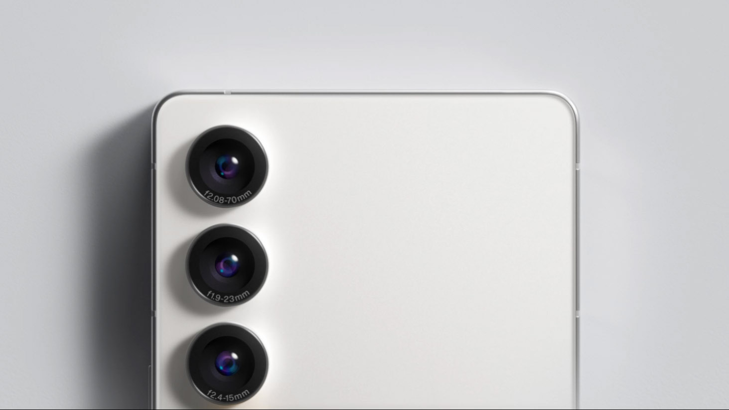 Polestar-Phone-1