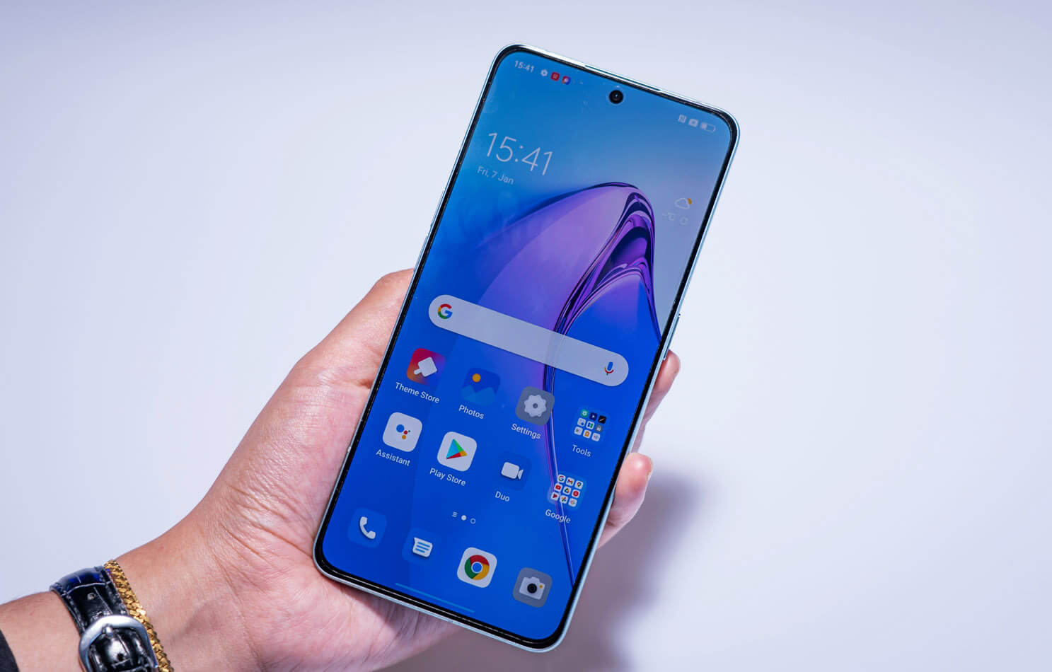 google-ekthetei-android-efarmoges-pou-exantloun-mpataria