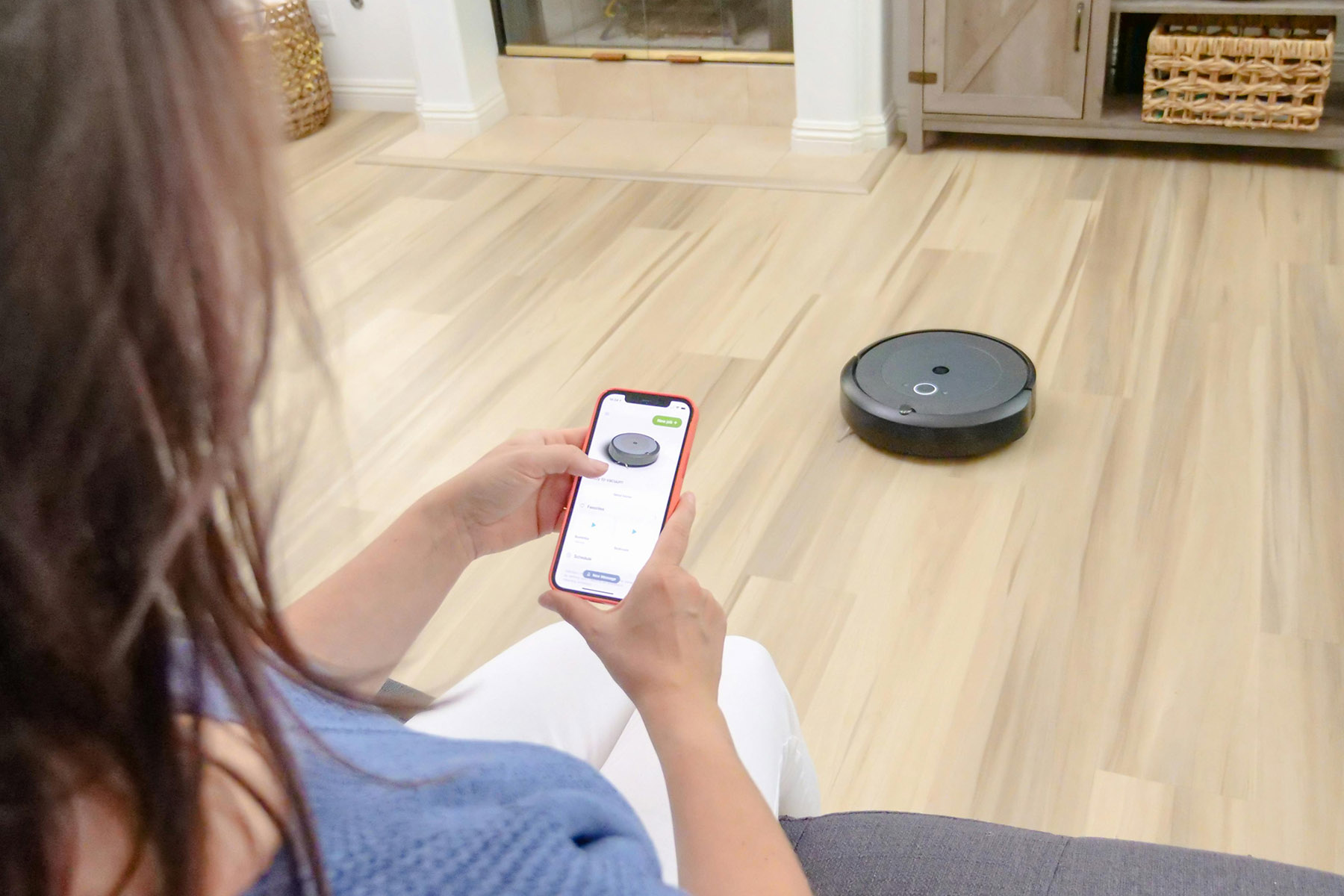 robot vacuum with smartphone small
